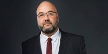 Геоикономическо пренареждане на глобалната система търговски маршрути и парични потоци в началото на XXI век