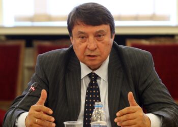 ЧЕТИ, МИСЛИ И ТОГАВА ДЕЙСТВАЙ